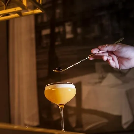 Kozmo & - Small Luxury Of The World 酒店 布达佩斯