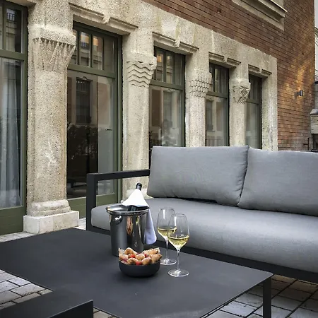 Hotel Kozmo & - Small Luxury Of The World 5*