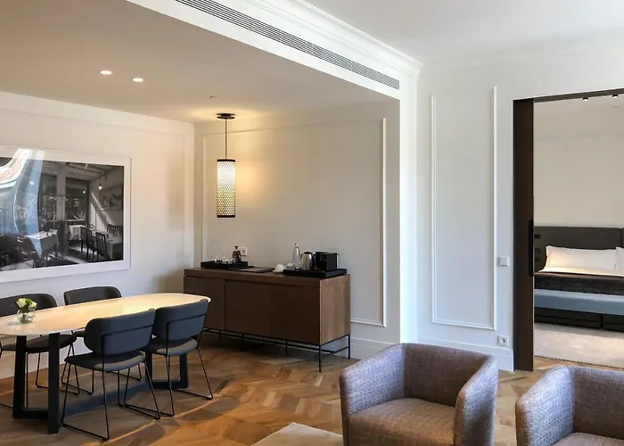 Kozmo & - Small Luxury Of The World Hotel Budapest