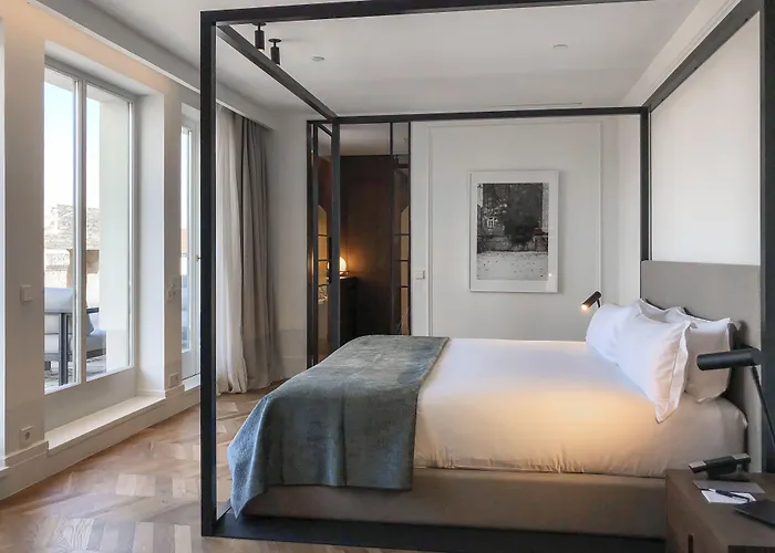 Kozmo & - Small Luxury Of The World 5* Budapest