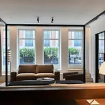 Kozmo & - Small Luxury Of The World Hotel