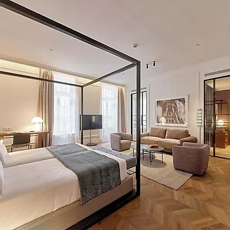 Hotel Kozmo & - Small Luxury Of The World