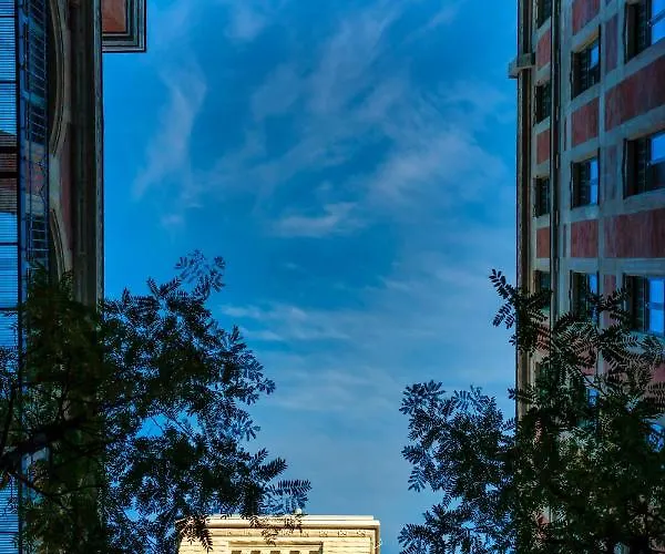 Kozmo & - Small Luxury Of The World