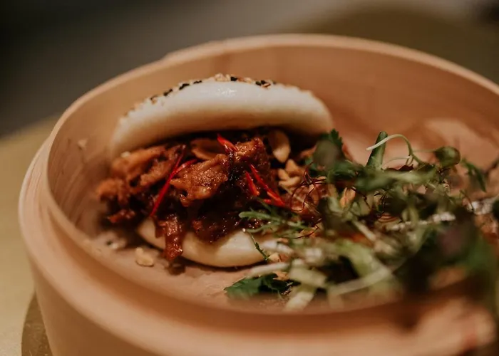 Kozmo & - Small Luxury Of The World Будапешт