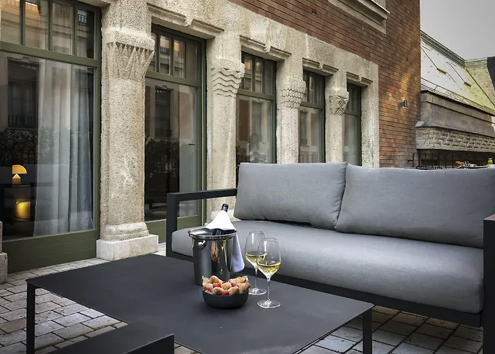 Отель Kozmo & - Small Luxury Of The World 5*