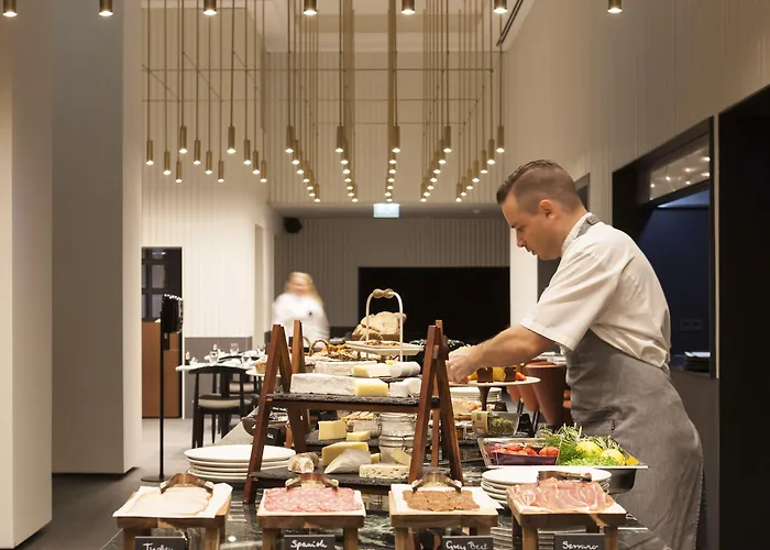 Kozmo & - Small Luxury Of The World 5* Будапешт