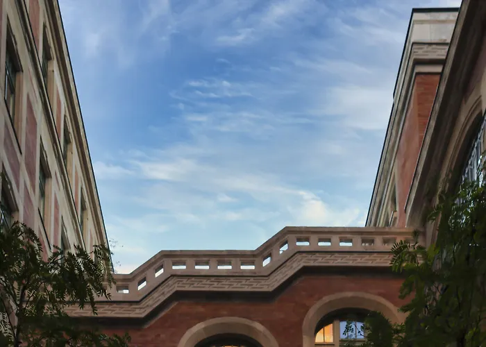 Kozmo & - Small Luxury Of The World Будапешт