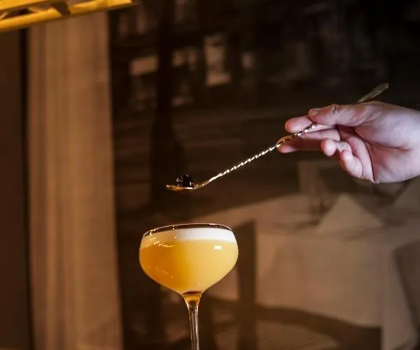 Kozmo & - Small Luxury Of The World Hotel Budapest