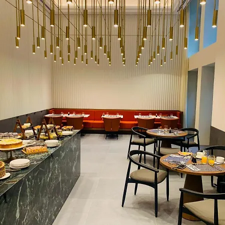 Hotel Kozmo & - Small Luxury Of The World Budapest